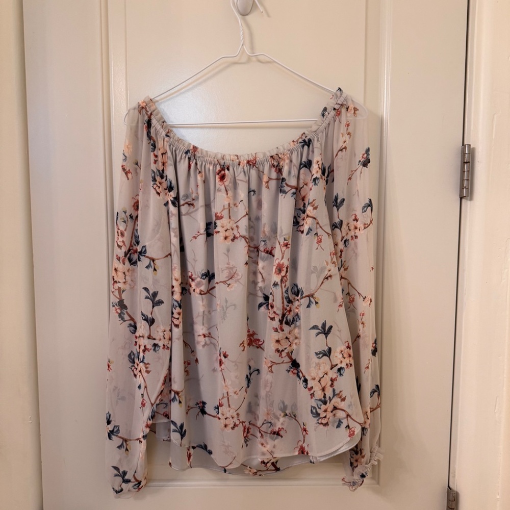 White House Black Market off-the-shoulder floral blouse size L - Picture 3 of 9